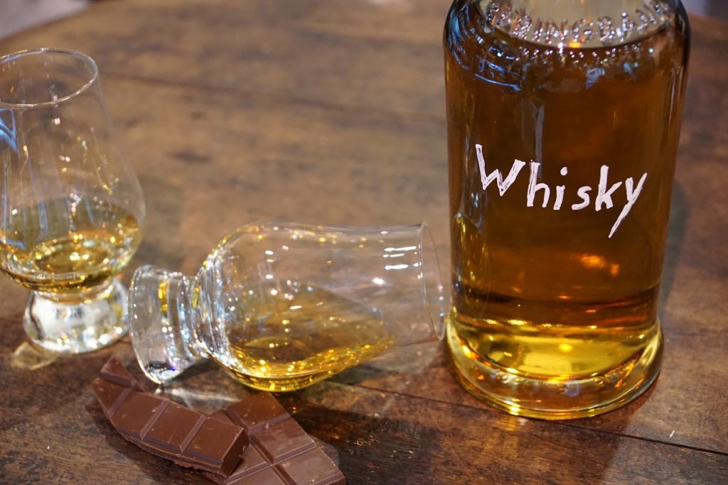bourbon vs whiskey vs scotch vs rye vs brandy bourbon vs whiskey vs scotch vs rye vs brandy